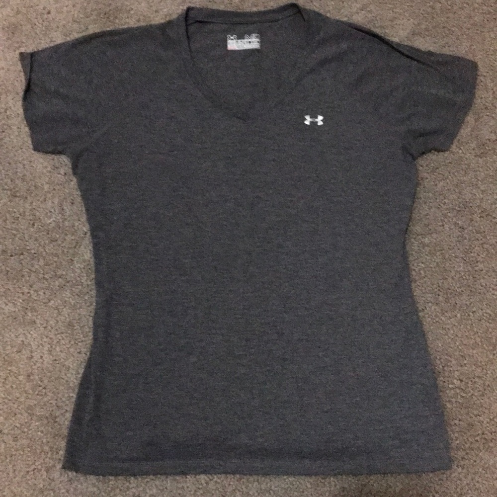 Under Armour T-shirt